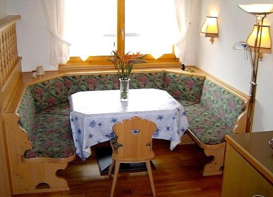 Appartamento Haus Adora Leukerbad Esterno foto